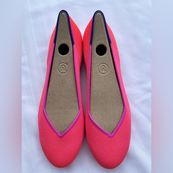 ❌ SOLD ❌ 🏖️ Rothy's Tropical Pink Flats 
Size 8.5 BNIB - Picture 2 of 5